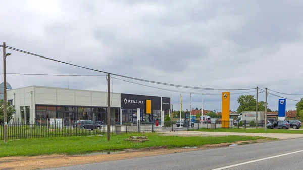 Pancevo Serbia Septiembre 2022 Renault Dacia Car Service Garage Auto — Foto de Stock