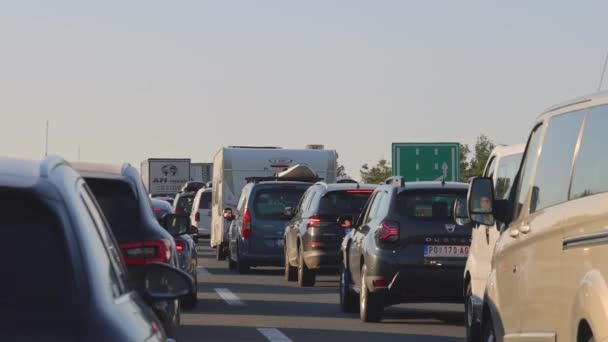 Nis Serbia Agosto 2022 Congestione Del Traffico Stradale Durante Vacanze — Video Stock