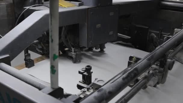 Процес Виробництва Друкарської Машини Виробництва Листового Паперу — стокове відео