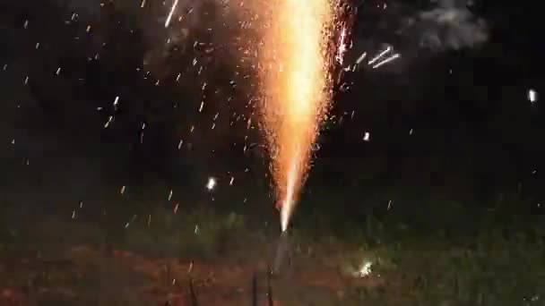Pirotecnica Fuochi Artificio Vulcano Eruzione Partito Divertimento Notte Bruciato — Video Stock