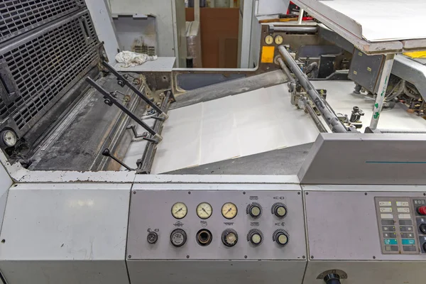 Processo Produção Máquina Impressão Offset Fluxo Papel Folha — Fotografia de Stock
