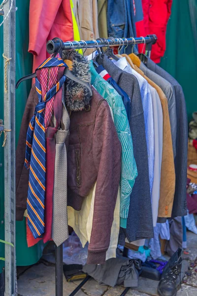 Moderna Seta Cravatte Moda Uomo Vendita Mercato Delle Pulci — Foto Stock