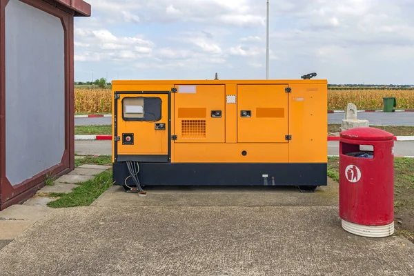 Large Stationary Aux Diesel Power Three Phase Electric Generator Set — Stock Photo, Image