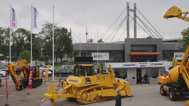 Belgrado Serbia Abril 2022 Compañía Japonesa Industria Construcción Komatsu Large — Vídeo de stock