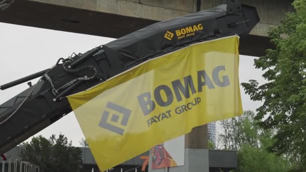 베오그라드 세르비아 2022 Yellow Flag Bomag Fayat Group Road Building — 비디오