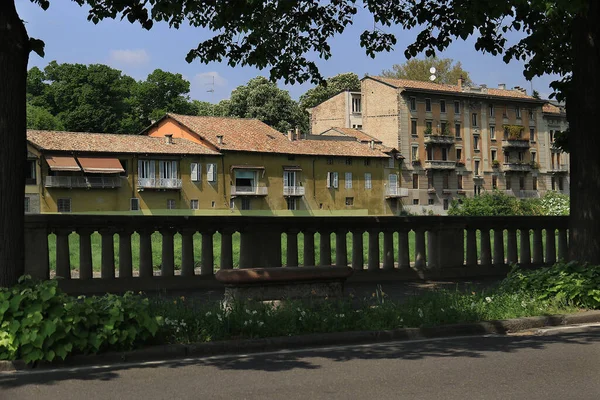 Huizen Langs Oever Van Rivier Parma Italië — Stockfoto