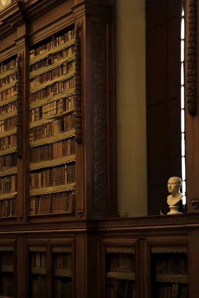 Parma Italy April 2017 Bookshelves Palatine Library Parma — 图库照片