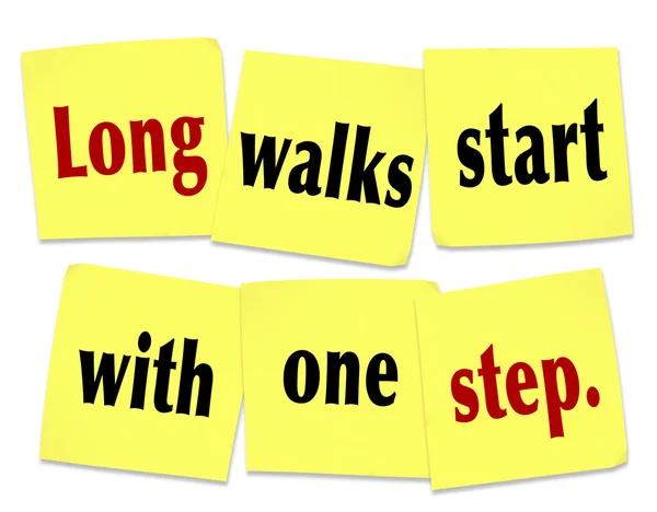 Lange wandelingen beginnen met één stappen — Stockfoto