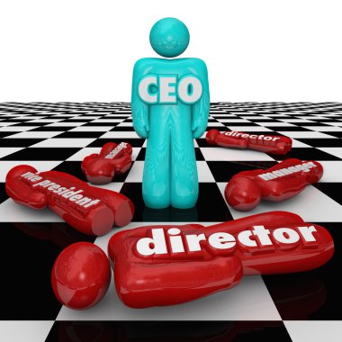 CEO sözcük veya kısaltmayı bir satranç tahtası üzerinde duran bir kişi üzerinde