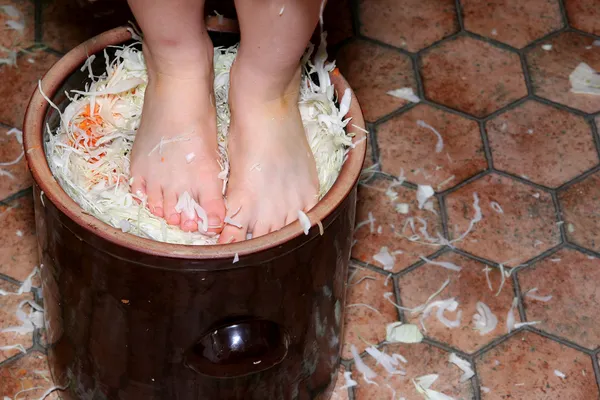 Preparing sauerkraft — Stock Photo, Image