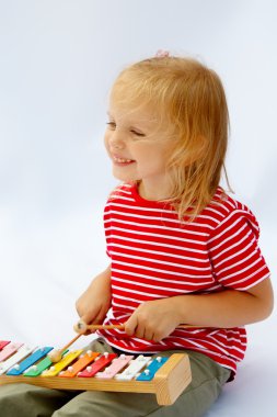 Gökkuşağı ksilofon