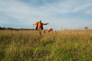 Sarı kapaklar cüceler