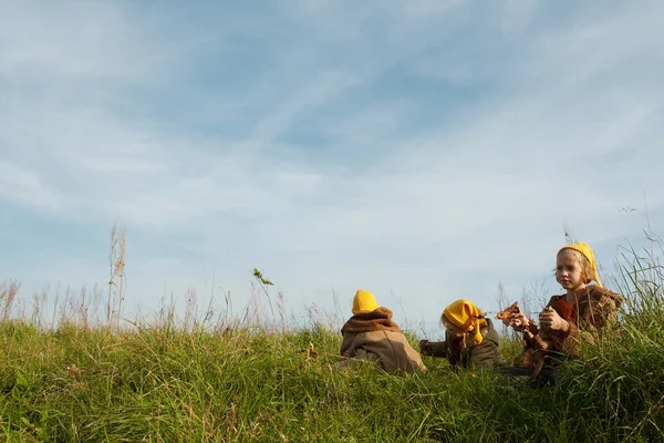 Gnomi di cappucci gialli — Foto Stock