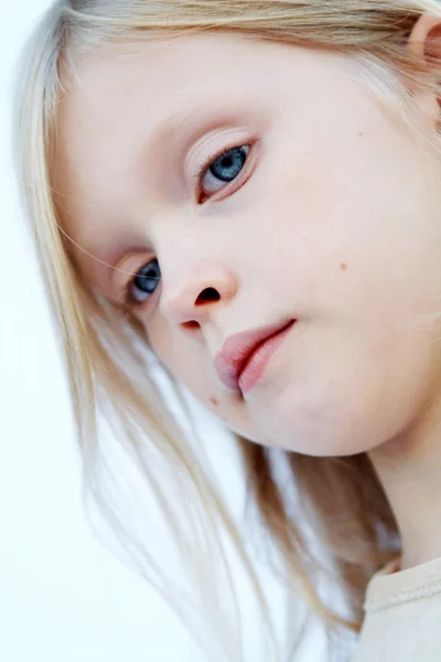 Olhos azuis menina — Fotografia de Stock