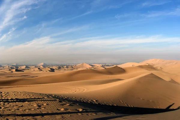 Desert sand dunes — Stock Photo, Image