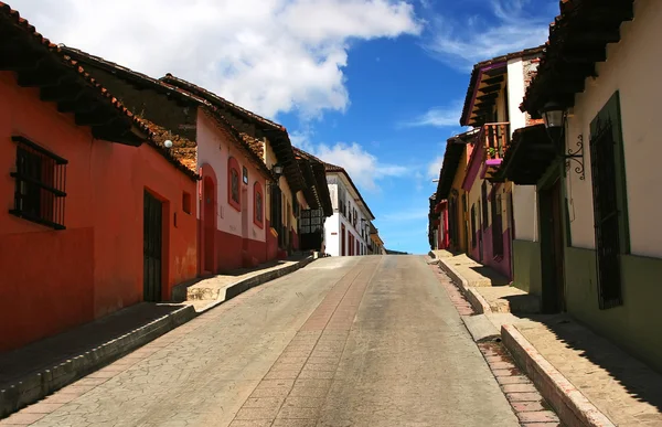 다채로운 가파른 거리 — 스톡 사진