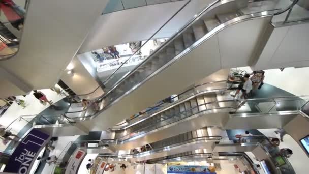 Centro comercial Escaleras mecánicas — Vídeos de Stock