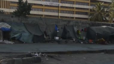 Hintli şehrin sokaklarında