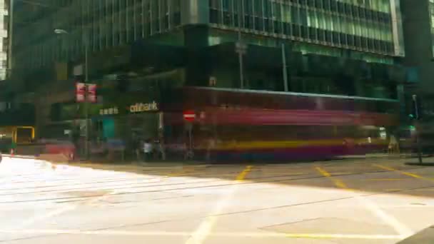 Hong kong - 3 september: gatan trafik i centrum på en hektisk dag, timelapse. 3 september 2012, hong kong. — Stockvideo