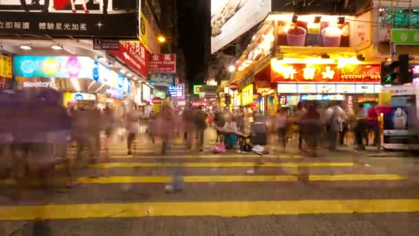 Hong kong - den 4 september, 2012: gatutrafik i hong kong på natten, timelapse. — Stockvideo