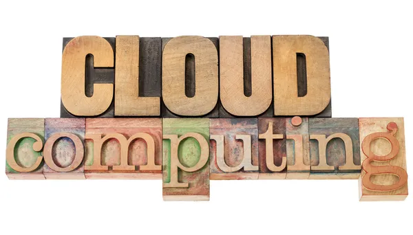 Cloud computing nel tipo di legno — Foto Stock