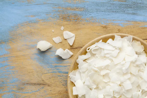 Shredded coconut flakes — Stock Photo, Image