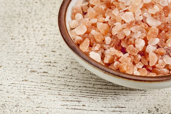 Himalaya salt skål — Stockfoto