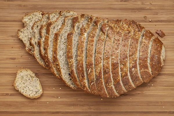 Sliced loaf of bread — Stock Photo, Image