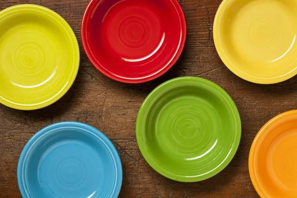 Ciotole in ceramica colorate astratte — Foto Stock