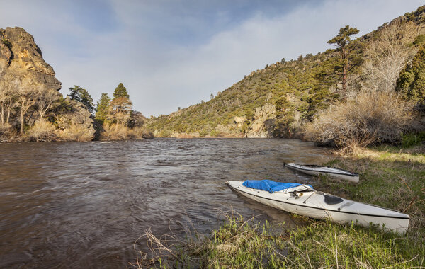 canoes on North Platte River