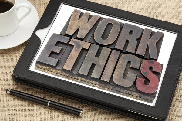 Etica muncii pe tabletă digitală — Fotografie, imagine de stoc