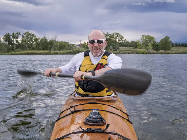 Paddling sea kayak — Stock Photo, Image