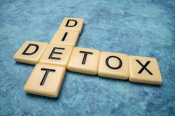 Detox Dieet Kruiswoordraadsel Ivoor Letter Tegels Tegen Blauwe Textuur Handgemaakt — Stockfoto