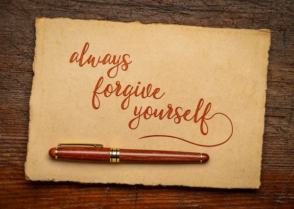 Always Forgive Yourself Inspirational Advice Reminder Handwirting Handmade Paper Positive — Fotografie, imagine de stoc