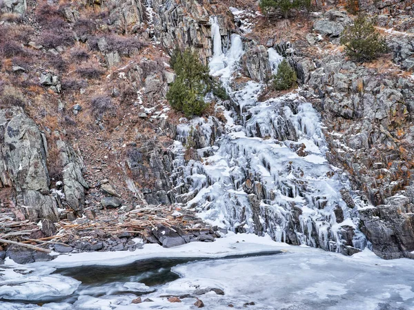 Cascata Congelada Desfiladeiro Rio Poudre Norte Colorado — Fotografia de Stock