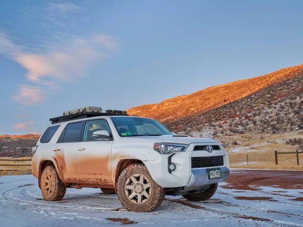 Fort Collins Abd Şubat 2022 Kirli Toyota 4Runner Suv 2016 — Stok fotoğraf