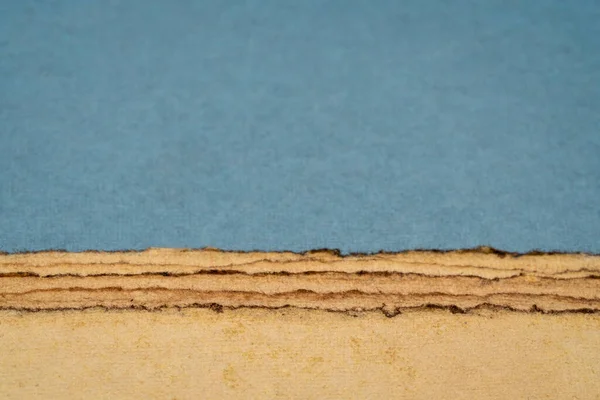 Abstrakcyjny Krajobraz Pustynny Stworzony Arkuszy Teksturowanego Kolorowego Papieru Czerpanego — Zdjęcie stockowe