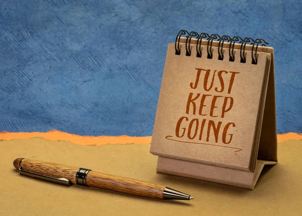Just Keep Going Motivational Note Handwriting Small Desktop Calendar Abstract — Fotografia de Stock