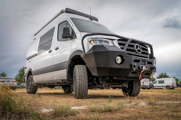 Loveland Usa August 2022 4X4 Camper Van Mercedes Sprinter Chassis — Stockfoto