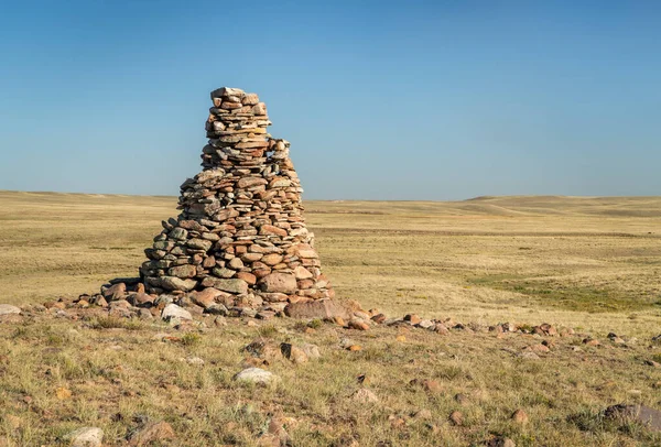 Grande Cairn Com Vista Para Pradaria Colorado Soapstone Prairie Natural — Fotografia de Stock