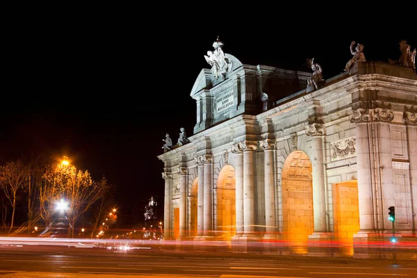 Madrid Başkenti Spanya Gece Vakti Ünlü Puerta Alcala — Stok fotoğraf