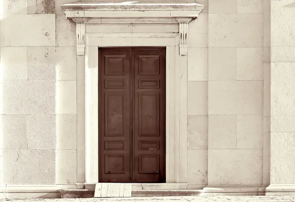 Church doors — Stock Photo, Image