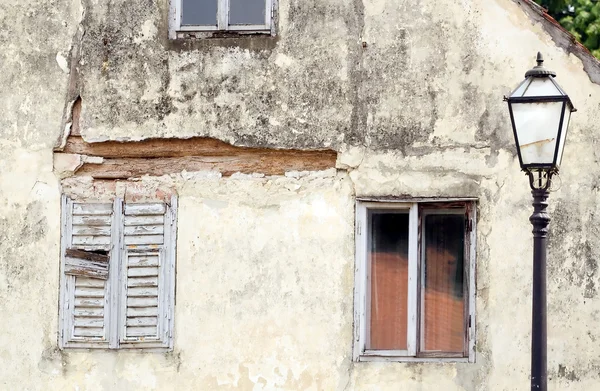 Casa abandonada — Fotografia de Stock