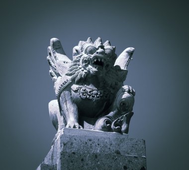 Bali dili Tapınağı - Tanrı heykeli