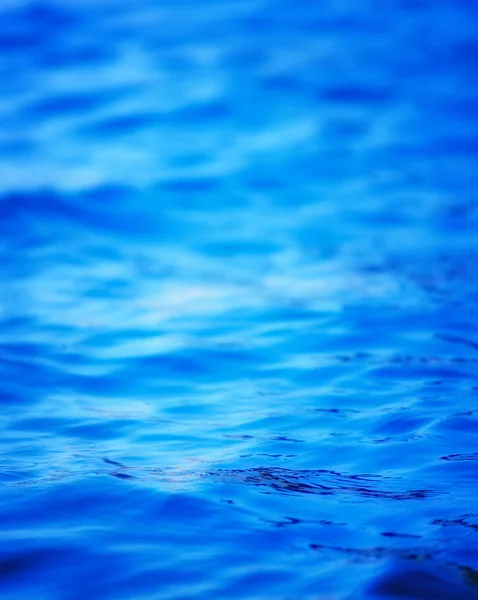 Natuur achtergrond, blauw water — Stockfoto