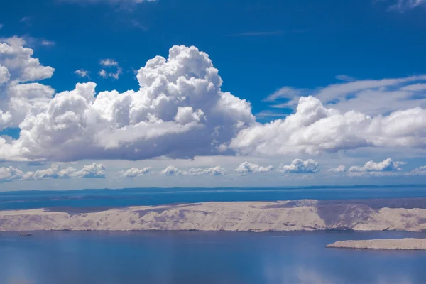 Mediterrane eilanden als gezien vanuit de lucht — Stockfoto