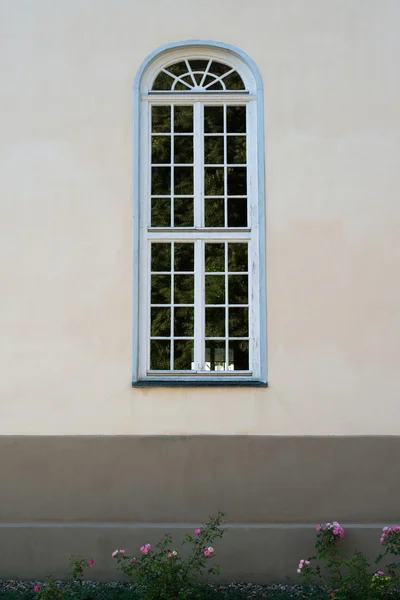 Ancient chapel window — Stock Photo, Image