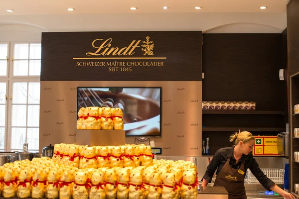 Lindt Chocolate Boutique in Vienna, Austria — Stock Photo, Image