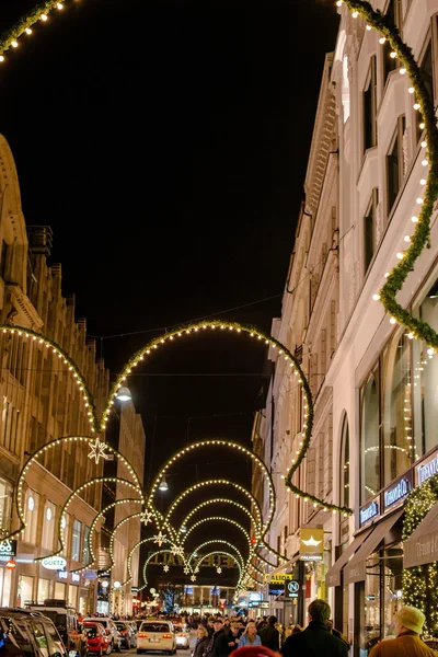 Shopping natalizio ad Amburgo — Foto Stock