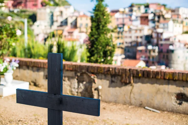 Wooden Cross In Cemetery — Zdjęcie stockowe